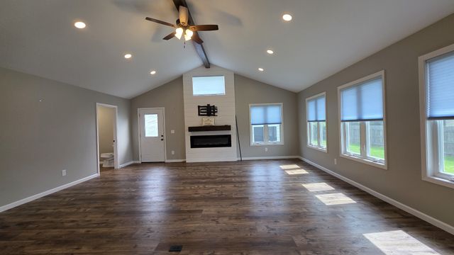 2312 Forrest Fields Dr, Chapel Hill, TN 37034