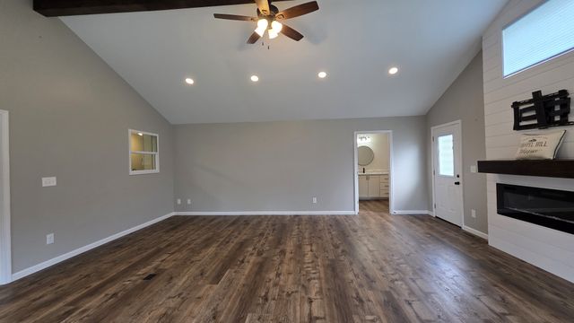 2312 Forrest Fields Dr, Chapel Hill, TN 37034