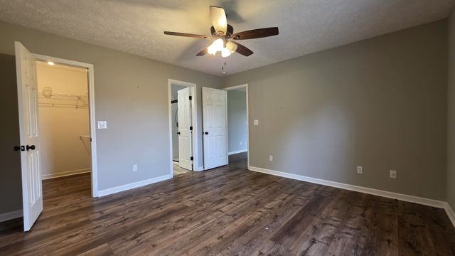 2312 Forrest Fields Dr, Chapel Hill, TN 37034