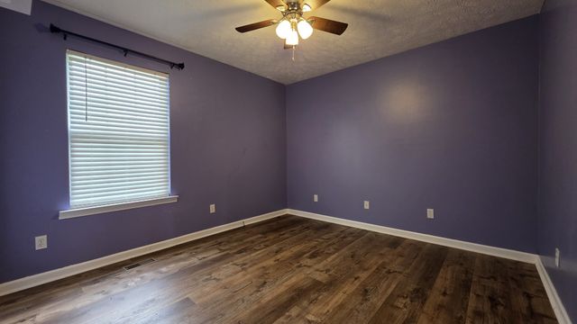 2312 Forrest Fields Dr, Chapel Hill, TN 37034