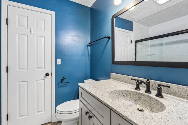 2312 Forrest Fields Dr, Chapel Hill, TN 37034