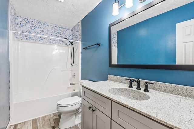 2312 Forrest Fields Dr, Chapel Hill, TN 37034