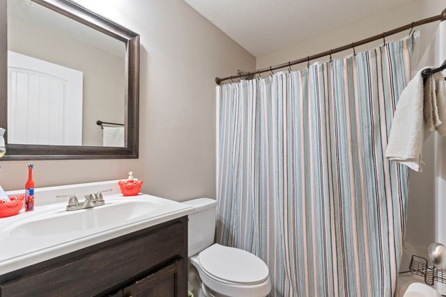 1203 S Washington St, Tullahoma, TN 37388