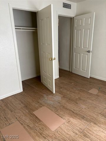 1318 Rexford Place A, Las Vegas, NV 89104