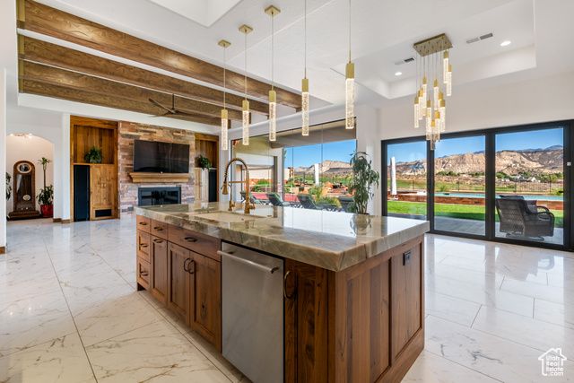 2082 W LONG SKY DR, St. George, UT 84770