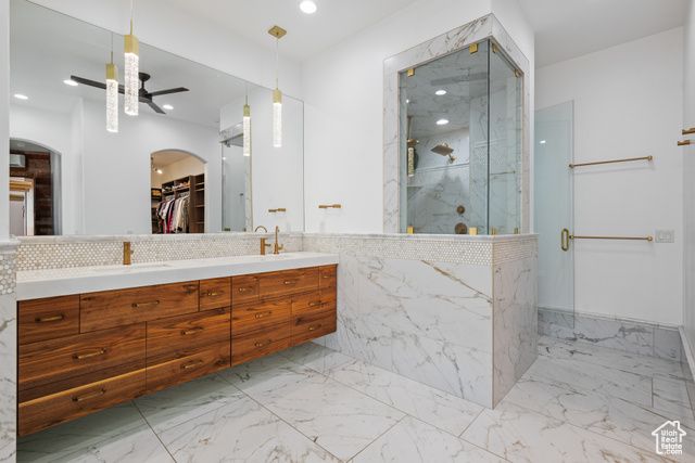 2082 W LONG SKY DR, St. George, UT 84770