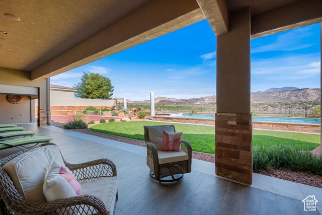 2082 W LONG SKY DR, St. George, UT 84770