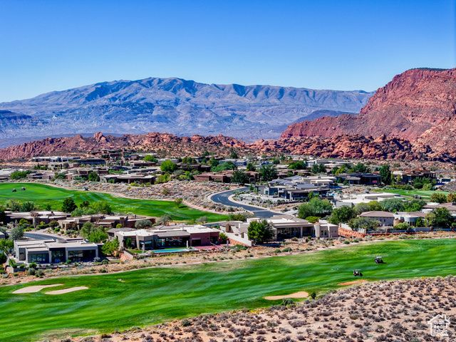 2082 W LONG SKY DR, St. George, UT 84770