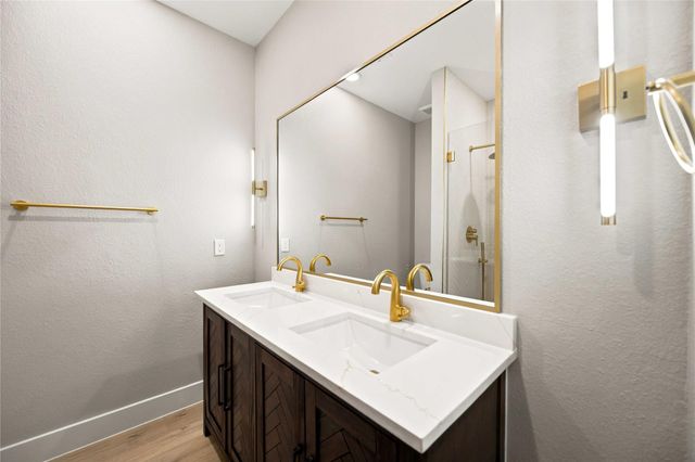 4117 Kewanee Street B, Houston, TX 77051