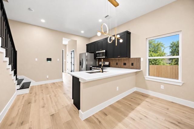 4117 Kewanee Street B, Houston, TX 77051