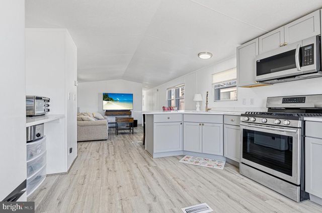 64 ROCKYWOOD LANE, Essex, MD 21221