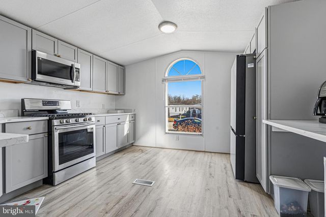 64 ROCKYWOOD LANE, Essex, MD 21221