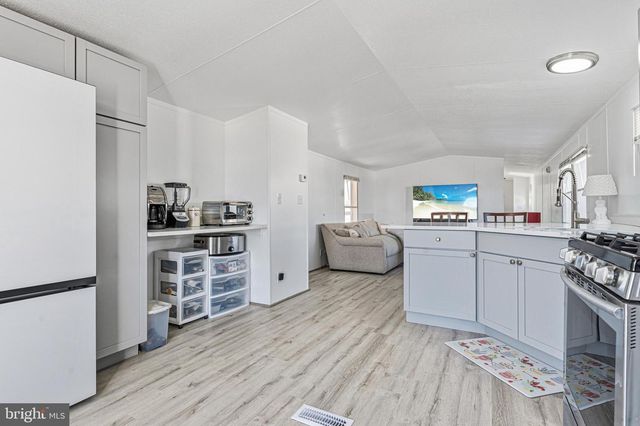 64 ROCKYWOOD LANE, Essex, MD 21221