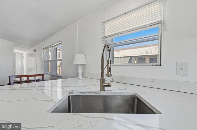 64 ROCKYWOOD LANE, Essex, MD 21221