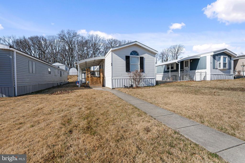 64 ROCKYWOOD LANE, Essex, MD 21221