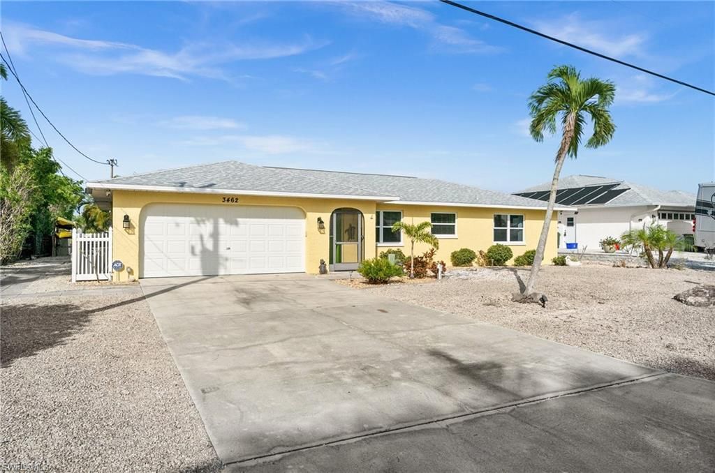 3462 Pinetree DR, ST. JAMES CITY, FL 33956 — photo 4