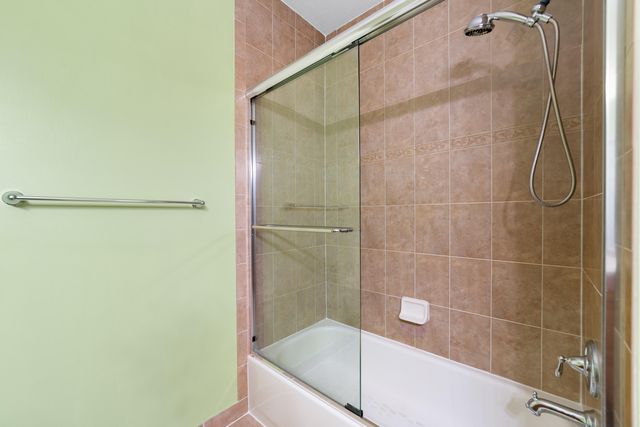 128 W Prive Circle, Delray Beach, FL 33445