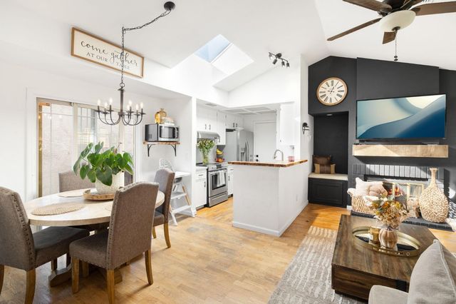 2178 Sandcastle Way, Sacramento, CA 95833