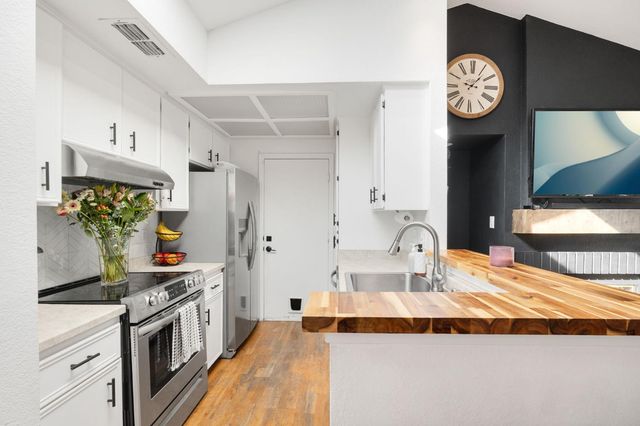 2178 Sandcastle Way, Sacramento, CA 95833