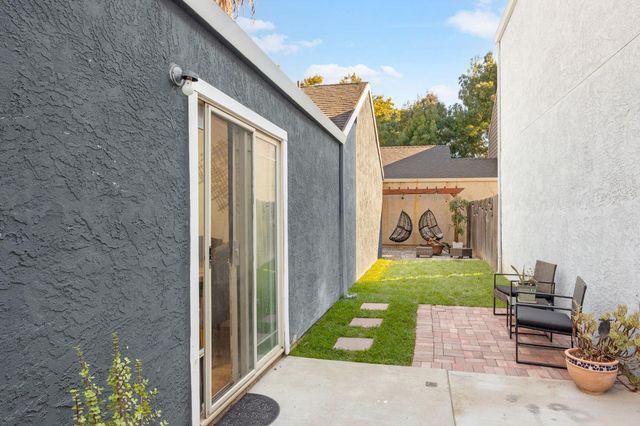 2178 Sandcastle Way, Sacramento, CA 95833