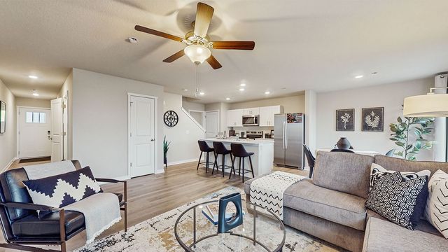1401 S Banks Street, West Des Moines, IA 50263