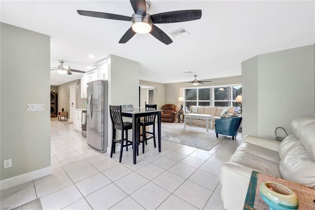 Image 16 of property listing at 5103 Pelican BLVD, Cape Coral, FL 33914