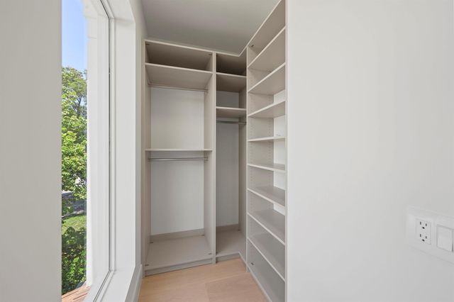 519 SE 4th Avenue, Delray Beach, FL 33483