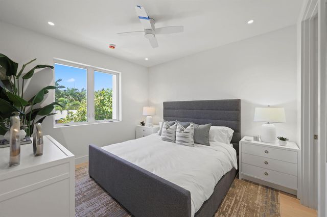 519 SE 4th Avenue, Delray Beach, FL 33483