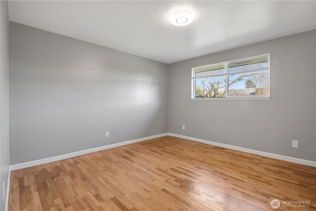 908 S 18th Street, Mount Vernon, WA 98274