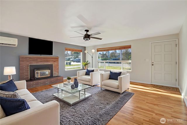 908 S 18th Street, Mount Vernon, WA 98274