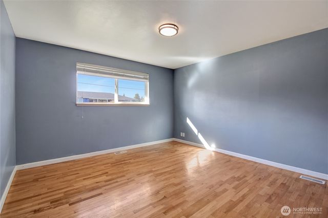 908 S 18th Street, Mount Vernon, WA 98274