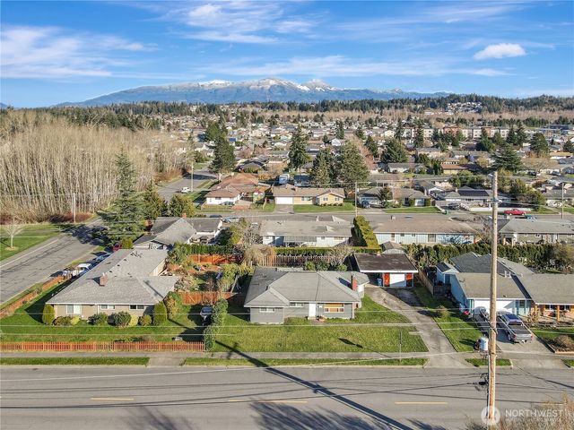 908 S 18th Street, Mount Vernon, WA 98274