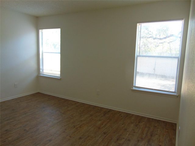 604 Mistywood CIR, Cedar Park, TX 78613