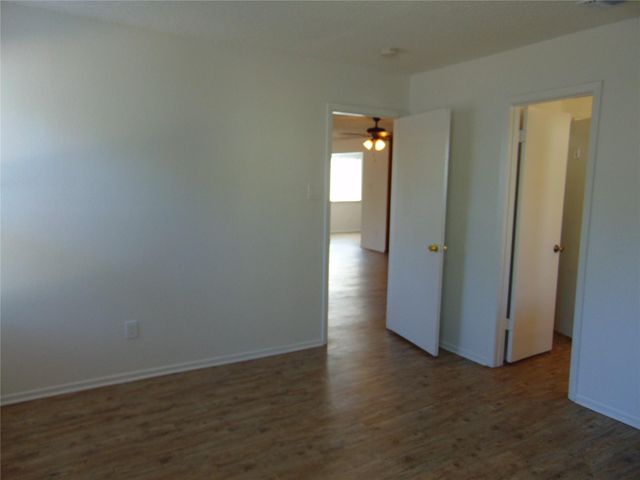 604 Mistywood CIR, Cedar Park, TX 78613