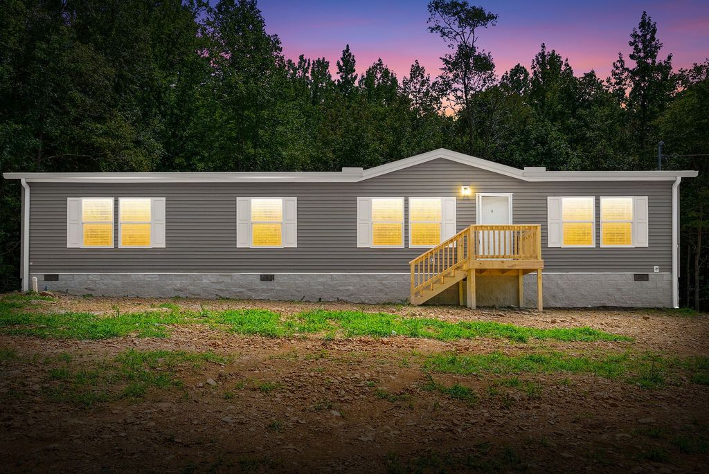 367 John Ross Hollow Road, Erin, TN 37061