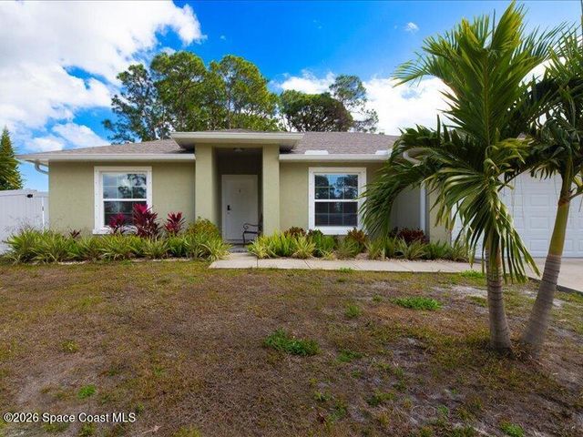 587 Plumbago Road NW, Palm Bay, FL 32907