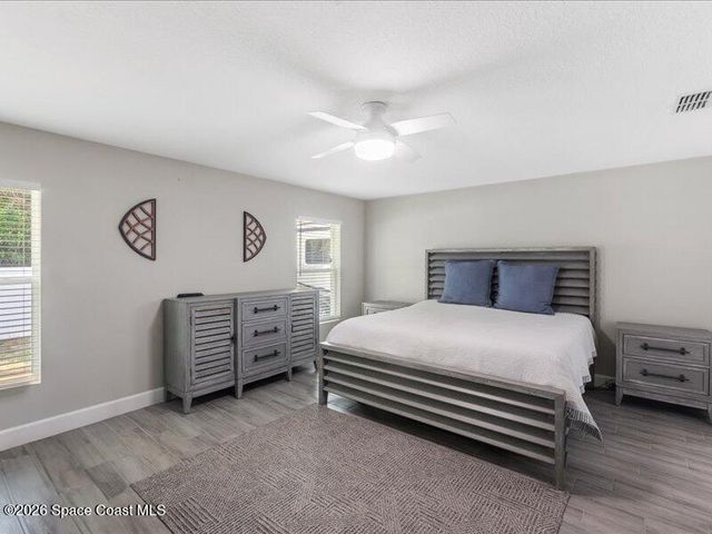 587 Plumbago Road NW, Palm Bay, FL 32907