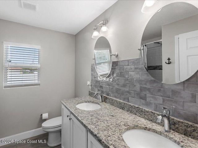 587 Plumbago Road NW, Palm Bay, FL 32907