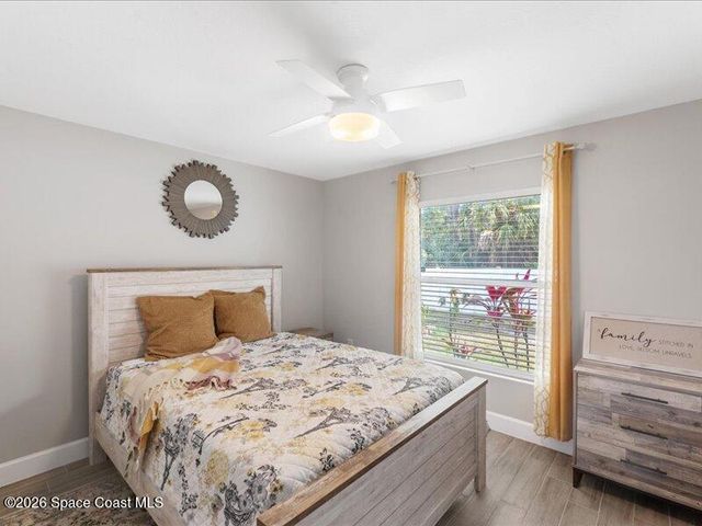 587 Plumbago Road NW, Palm Bay, FL 32907