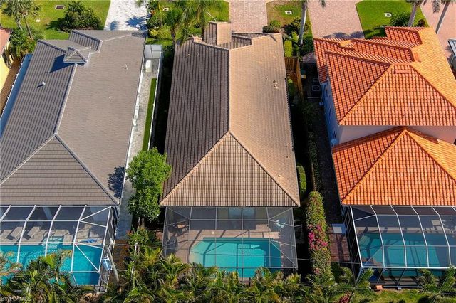 582 110th AVE N, Naples, FL 34108