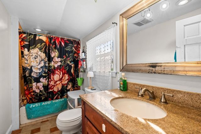 81 Wessagussett Rd, Weymouth, MA 02191