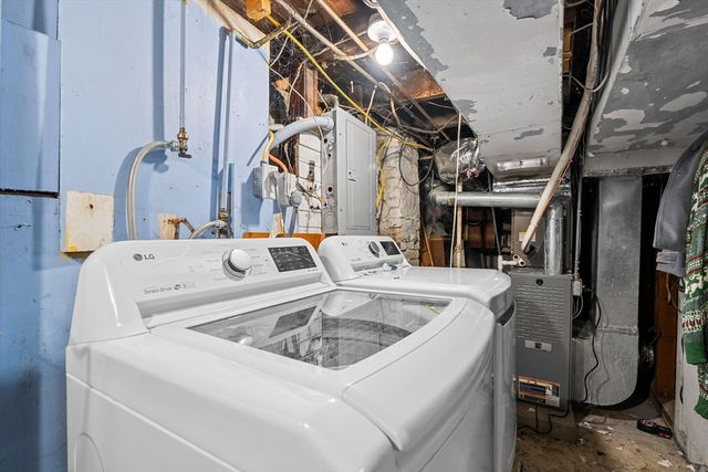 81 Wessagussett Rd, Weymouth, MA 02191