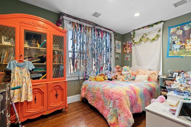 81 Wessagussett Rd, Weymouth, MA 02191