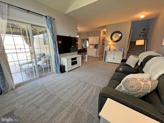 218 WATERFORD WAY, Garnet Valley, PA 19060