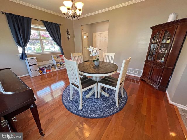 218 WATERFORD WAY, Garnet Valley, PA 19060