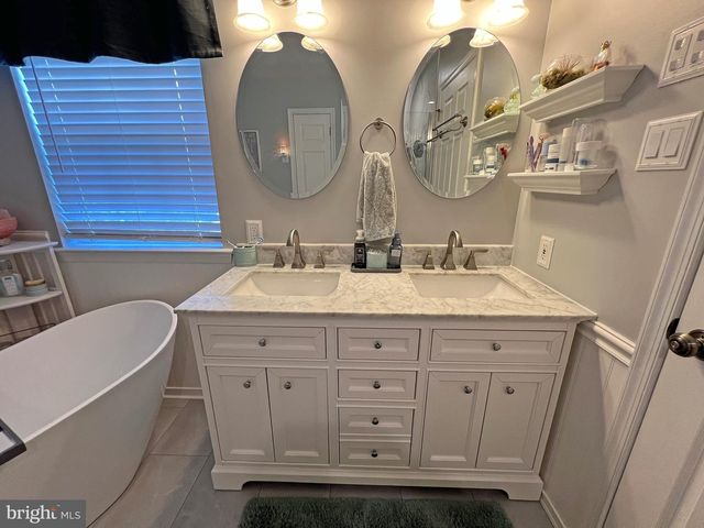218 WATERFORD WAY, Garnet Valley, PA 19060