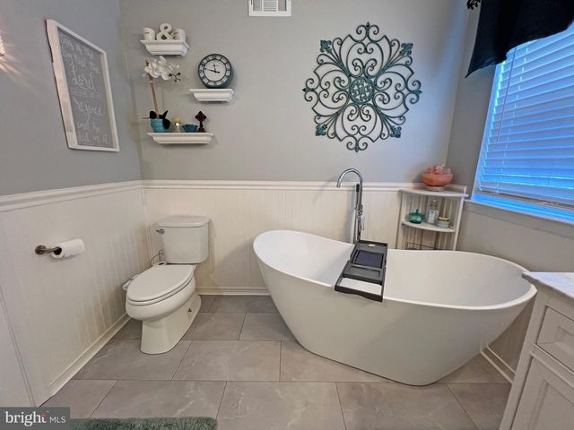 218 WATERFORD WAY, Garnet Valley, PA 19060