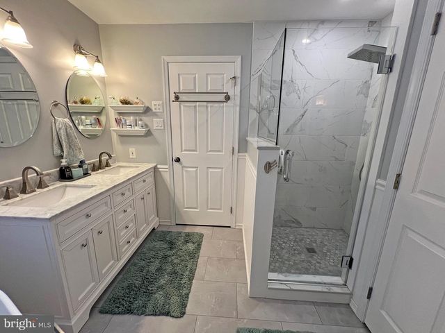 218 WATERFORD WAY, Garnet Valley, PA 19060