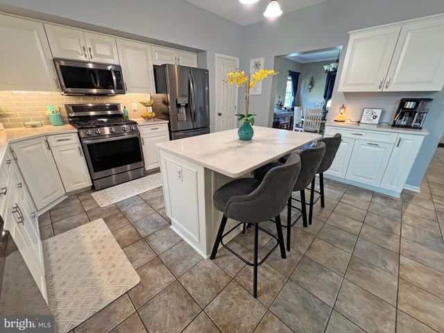 218 WATERFORD WAY, Garnet Valley, PA 19060