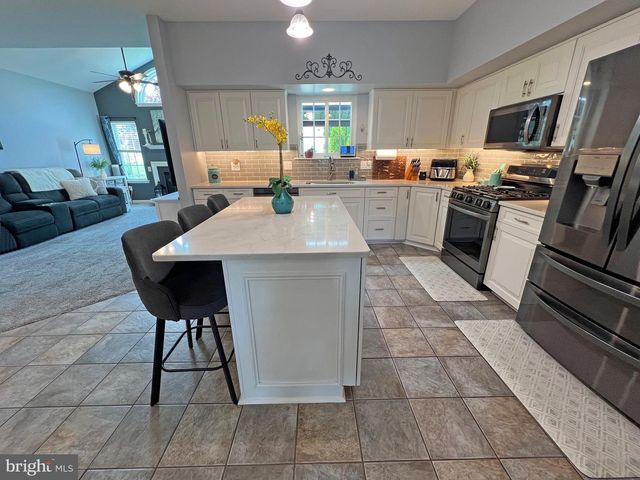218 WATERFORD WAY, Garnet Valley, PA 19060